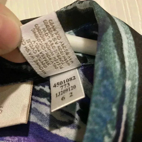 Chico’s Women’s Button-down Collared Sz. 0 - Picture 6 of 6